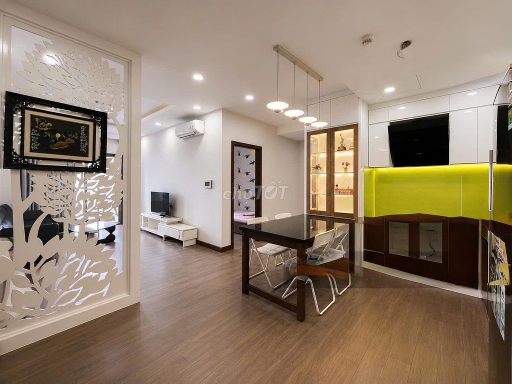 Rent the Garden Gate 87 m full interior, two bedrooms.