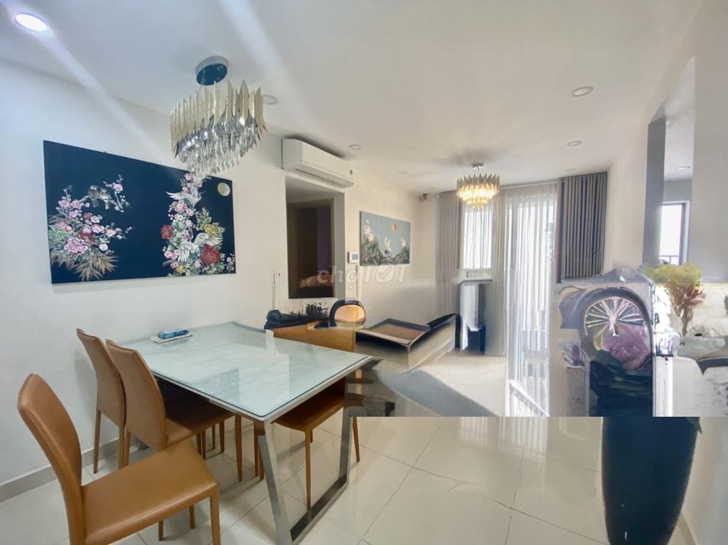 Rent the apartment of Botonica Premier 96 m2 3 bedrooms full-on-20 million a month.