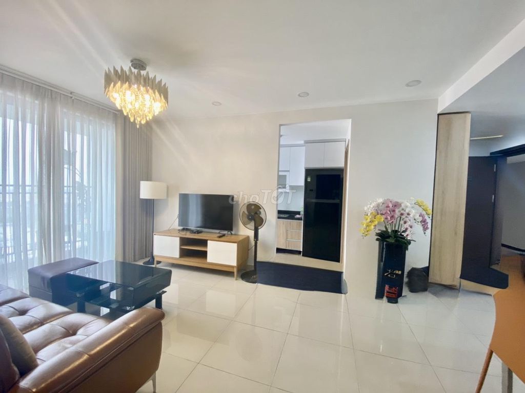 Rent the apartment of Botonica Premier 96 m2 3 bedrooms full-on-20 million a month.