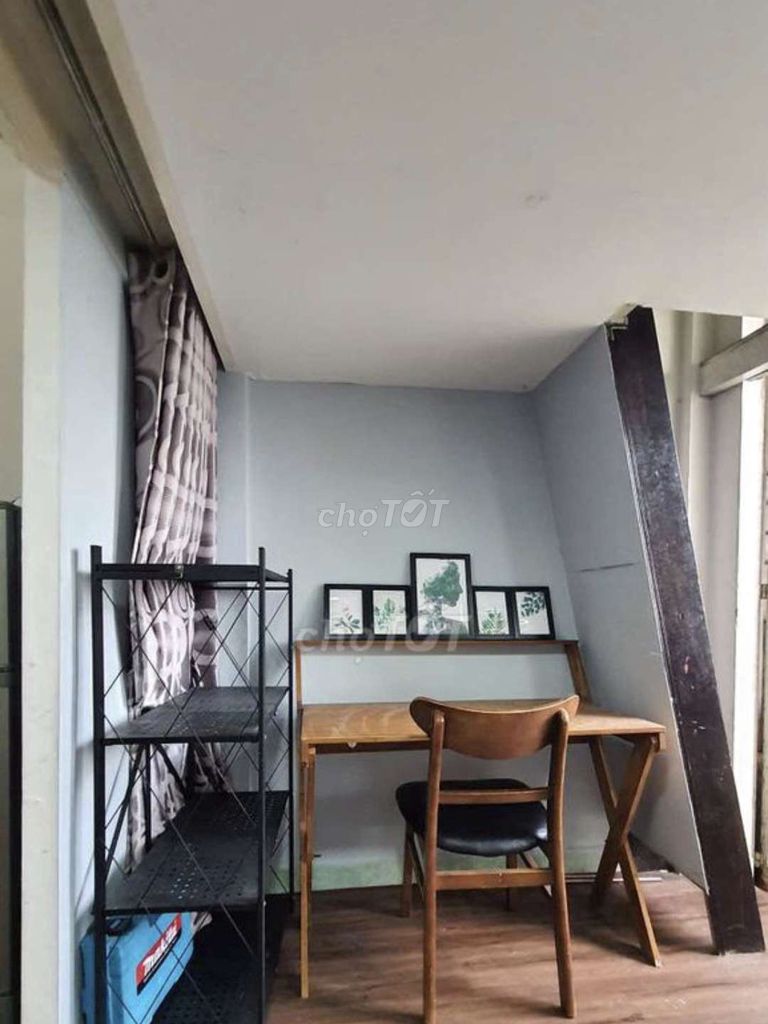 Rent an apartment in the first district.