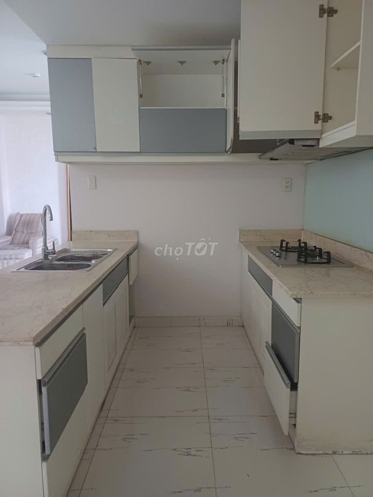 Rent Chung Cư Nguyễn Kim, 15 million, 120 meters, 3 bedrooms, 2 connected toilets.
