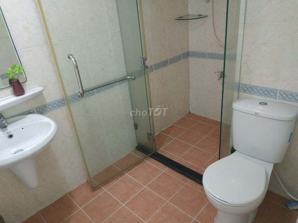 Renting the Scorec Tower House, 3 - 82 meters, 2 bedrooms, 16.5 million a month.