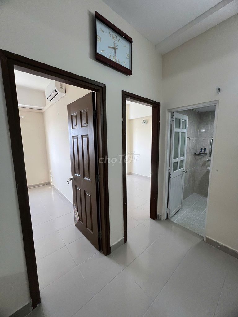 Tecco complex, Nguyễn Thiện Thuật, bt: Two bedrooms, air conditioning, 60 meters, 10.5 million.