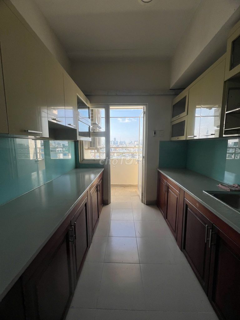 Tecco complex, Nguyễn Thiện Thuật, bt: Two bedrooms, air conditioning, 60 meters, 10.5 million.