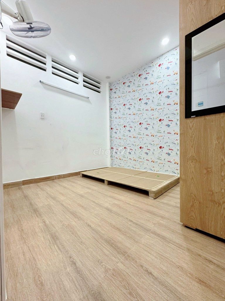 Chung cư Nhiêu Tứ-Hoa Sứ apartment 2 p sleeps, with 10 million a month interior