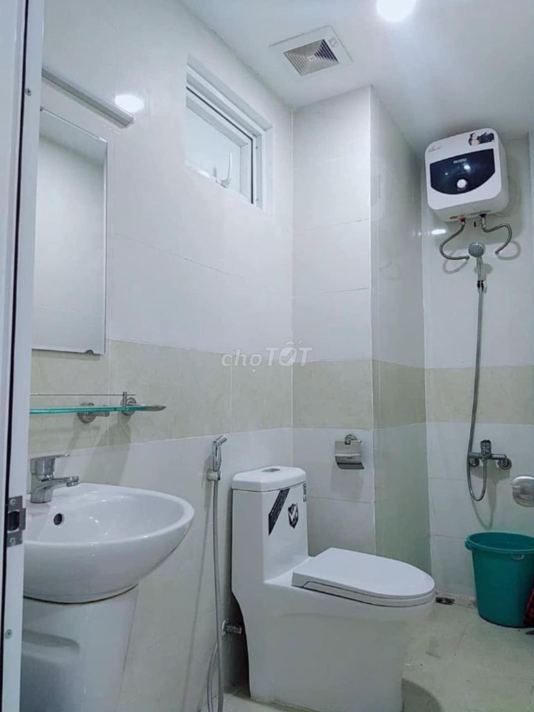 Rent C/c Sacom 3454, Bi-Biull Seller 1st bedroom for 7 million a month