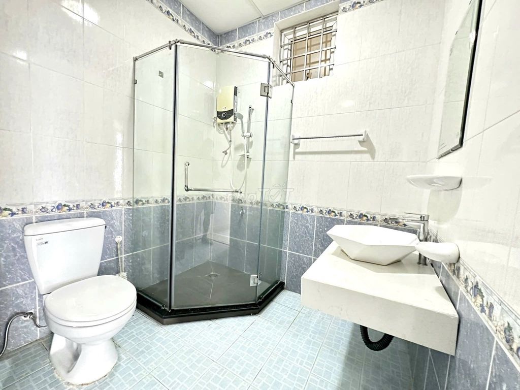Chung cư Nguyễn Văn Đậu-choo rents 2 p sleeps at 11 million a month.