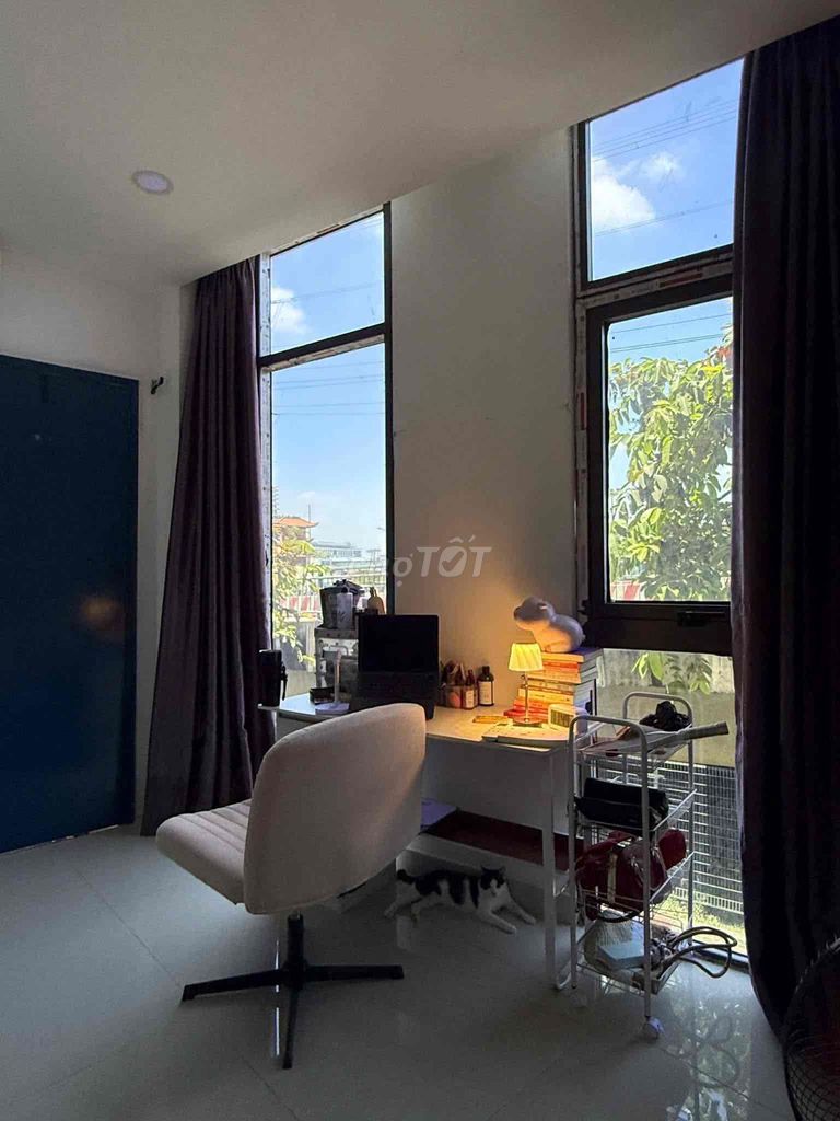 Pass two bedrooms - just Phạm Văn Đồng.11 million a month.