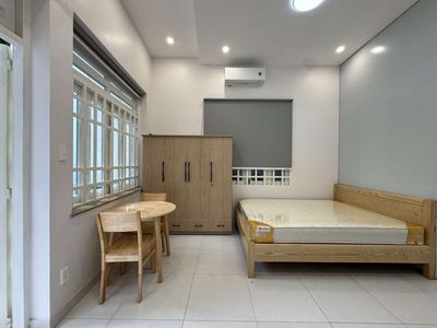 The apartment is 100 feet, super-tub to the brand new furniture, 100 percent, million. 3.5 million.