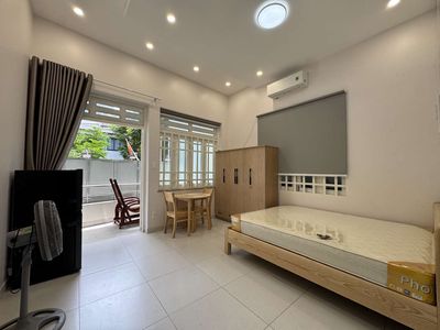 The apartment is 100 feet, super-tub to the brand new furniture, 100 percent, million. 3.5 million.