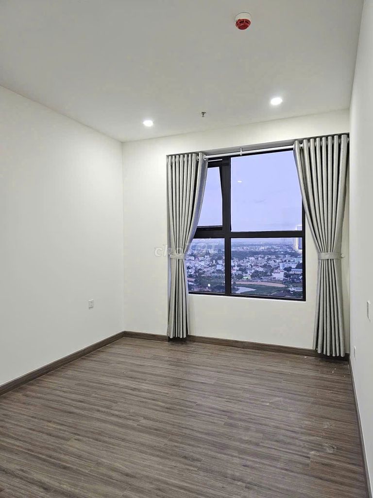 High-level Picity apartment. tx13. District 12. area 55 meters 2 bedroom ntcb. At 7.5 million.