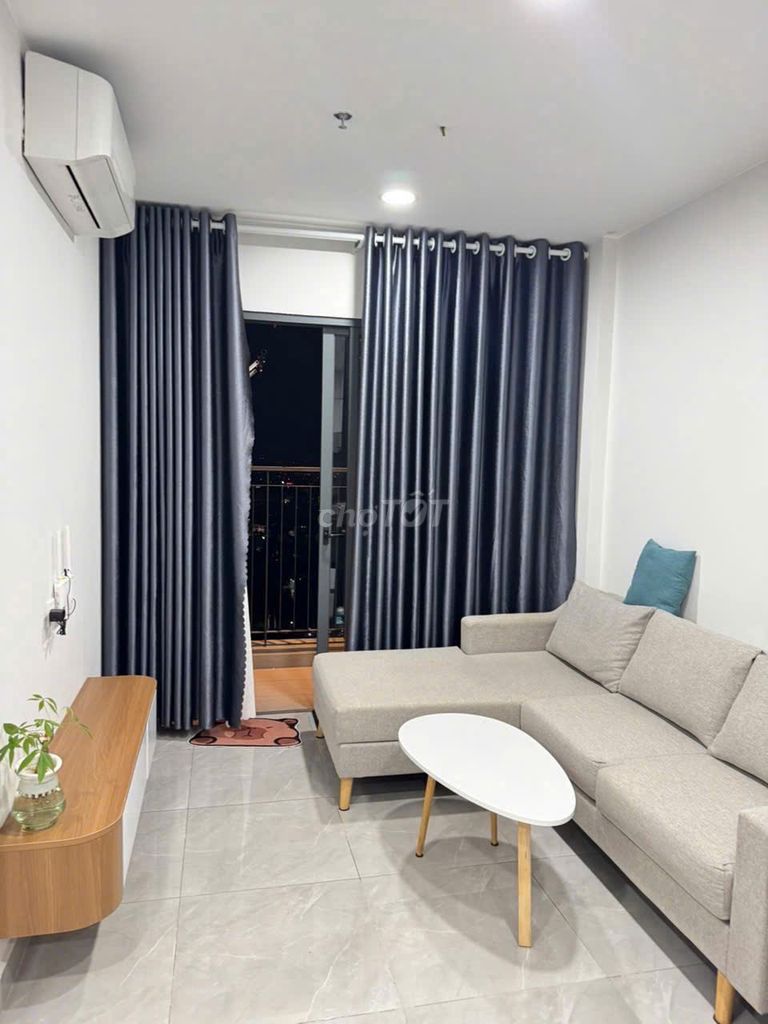 The Piffy apartment. Tx13 District 12. The area is 55 meters two bedrooms. Nine million.