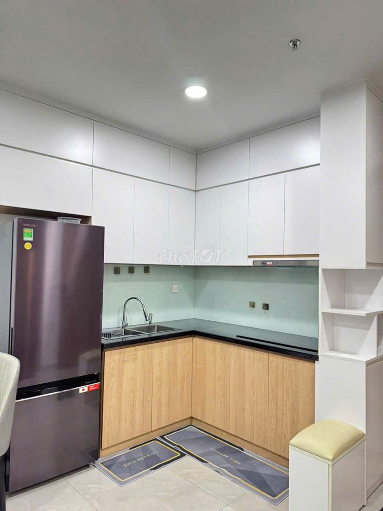The Piffy apartment. Tx13 District 12. The area is 55 meters two bedrooms. Nine million.