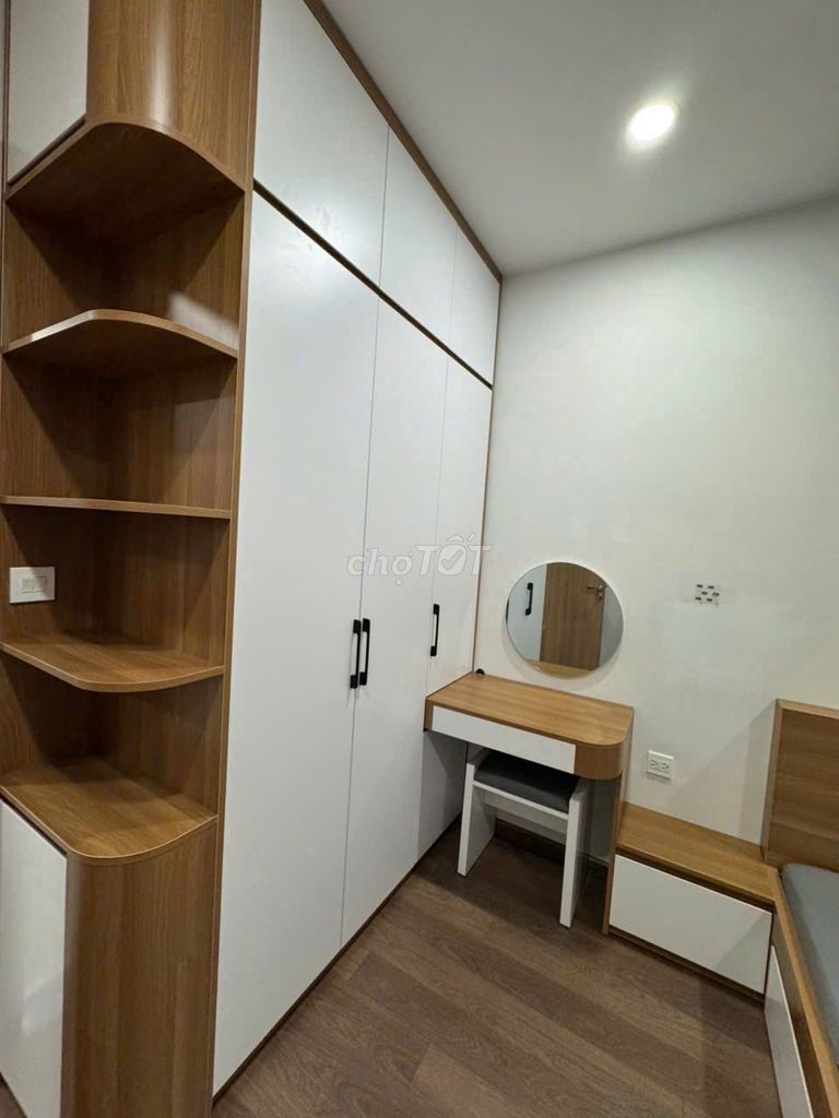 The Piffy apartment. Tx13 District 12. The area is 55 meters two bedrooms. Nine million.