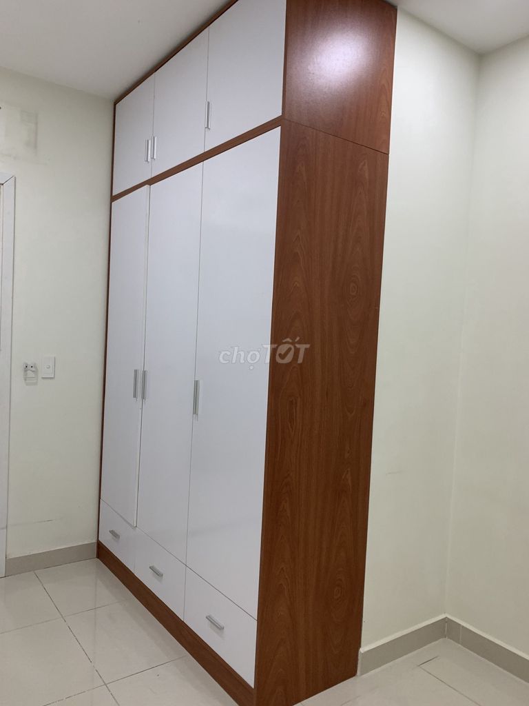 Renting Topaz Elite - 3 bedrooms, 2 toilets, 85 M2 basic interiors