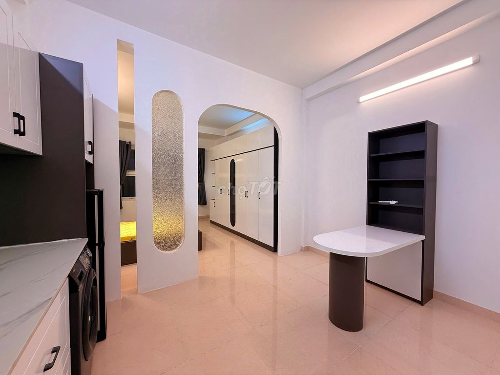 Rent apartment 1 bedroom 35 M2 - large window - private washing machine in the 10th.