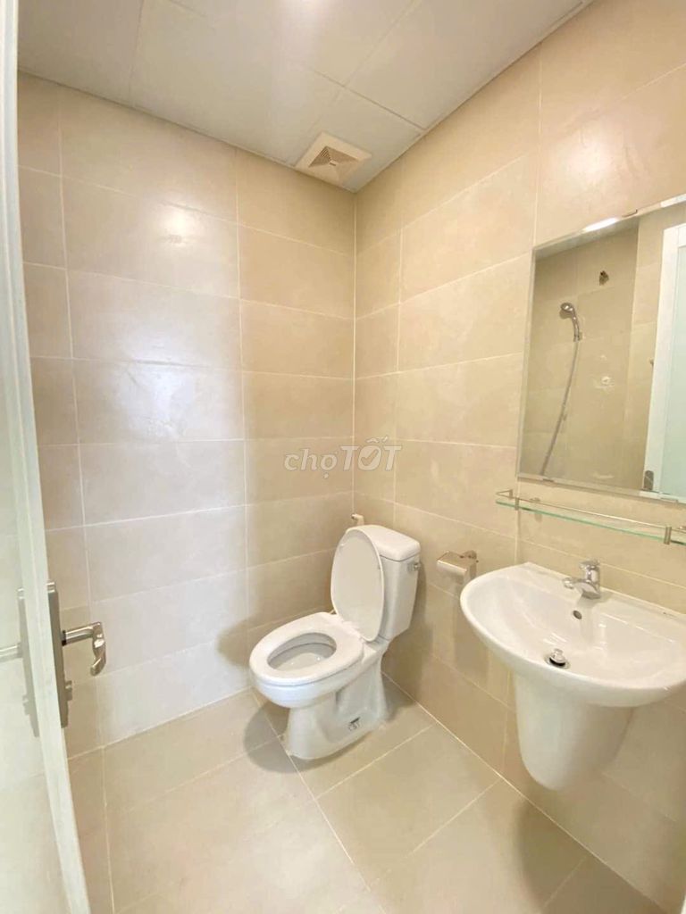 wronggon intela rents a two-room bathroom with a free rent of 5.5 million.
