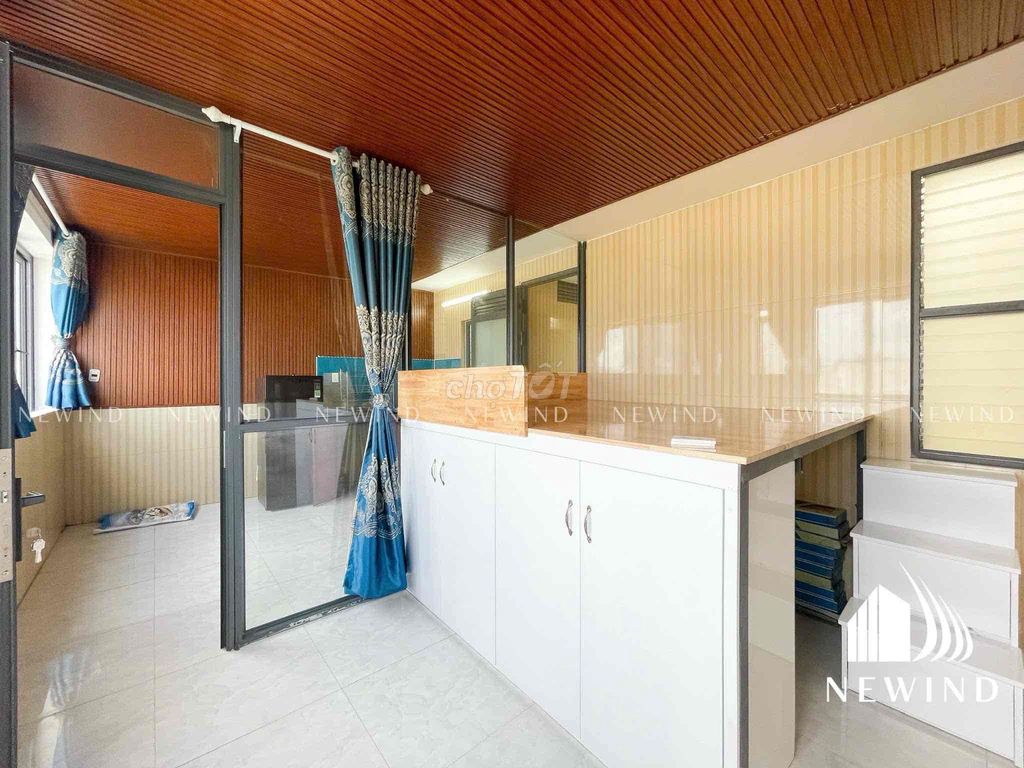Duprix 2 bedrooms are located right next to the center of 7 through Rmit and Tdtu.