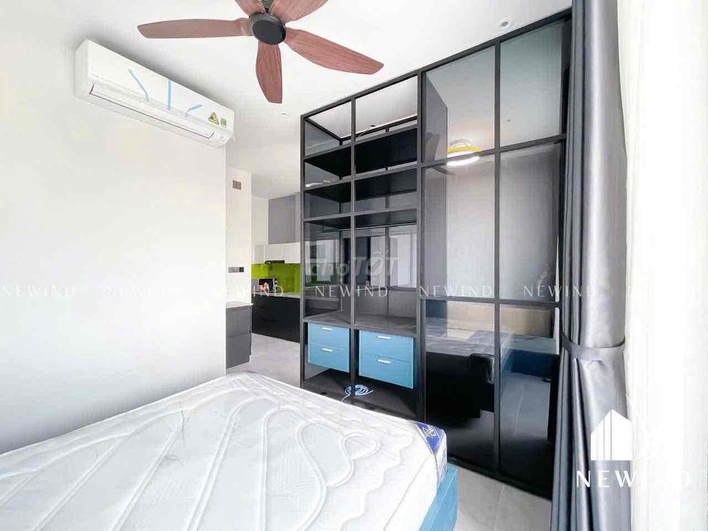 It's a brilliant project in Nguyễn Khoái, district 4, elevator, cityview.