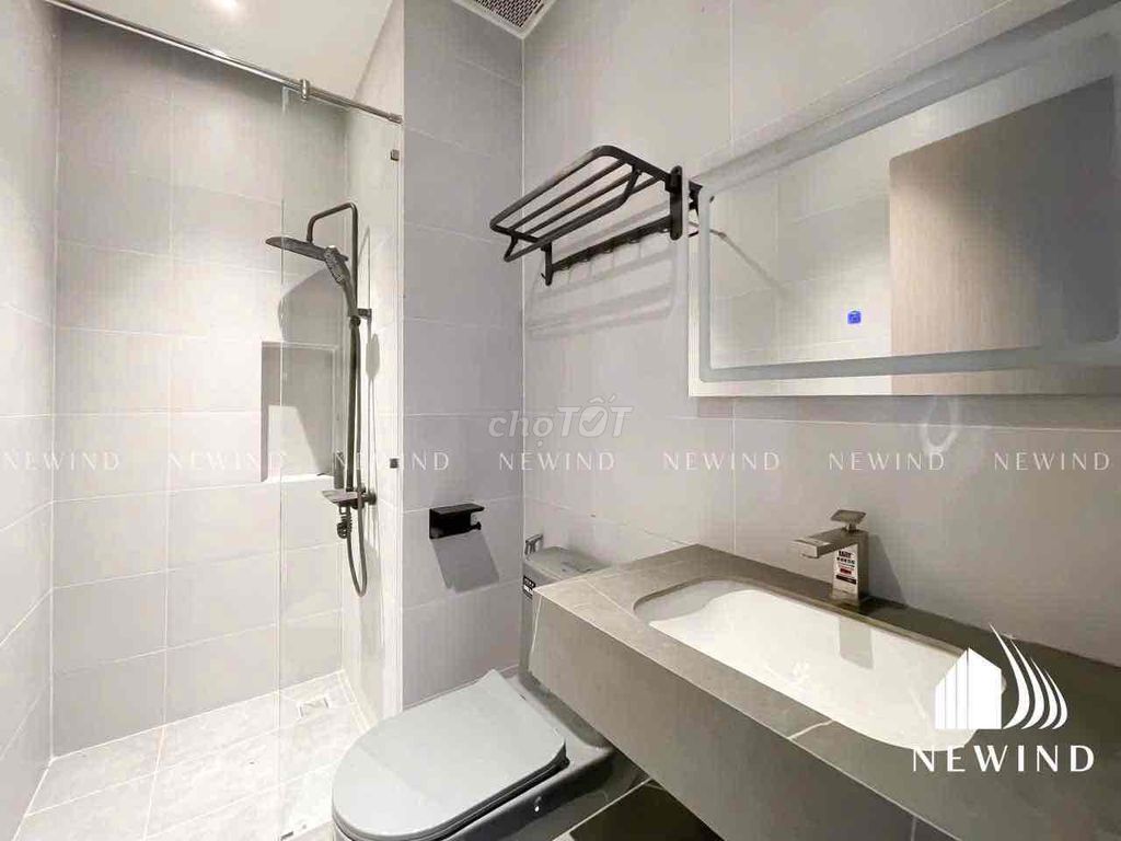 It's a brilliant project in Nguyễn Khoái, district 4, elevator, cityview.