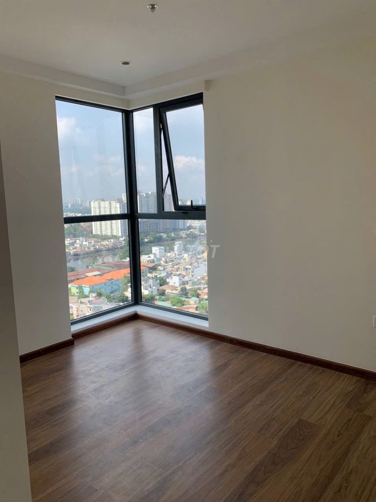 Mini Gadern for renting Full interiors; The rent's 16 million a month. Musk