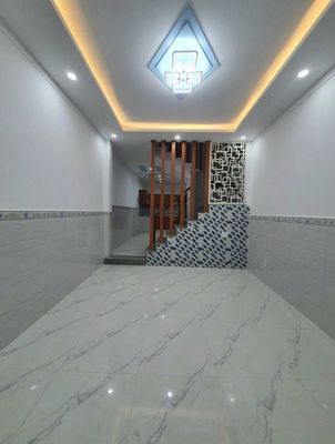 Need to rent an alley building. 145/5 A Nguyễn Thiện Thuật-770.