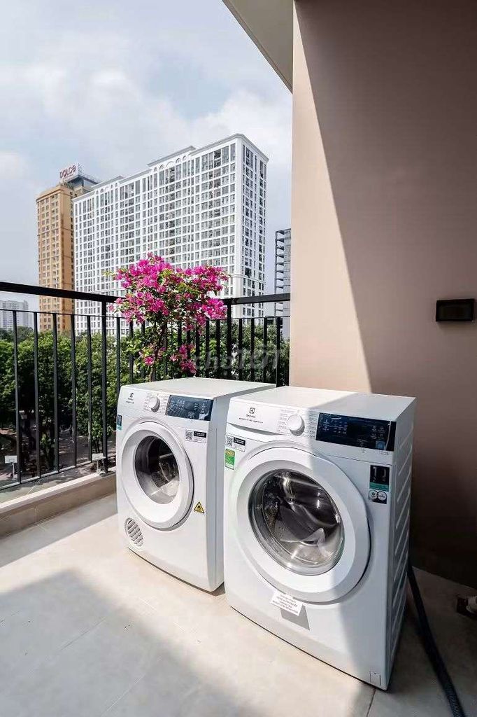 Rent apartment one bedroom, big balcony, elevator, security 24/7.