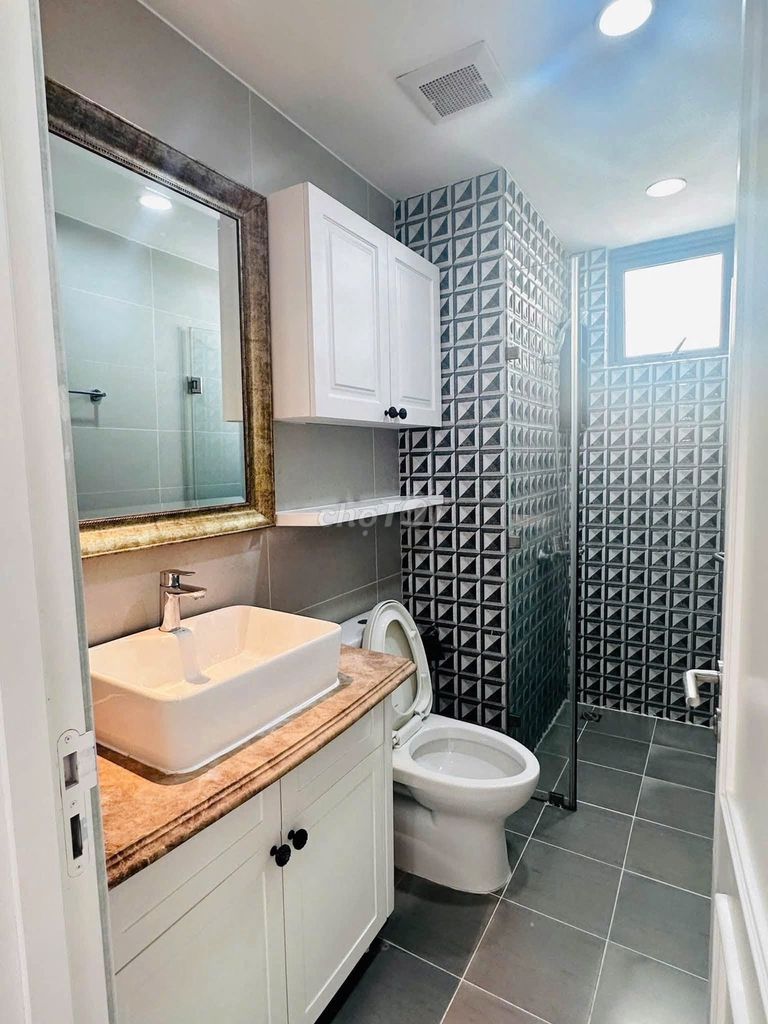 Need to rent Harmona apartment, full interior, 10 million ath bedroom.