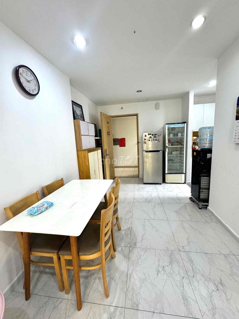 Two bedrooms full interior.