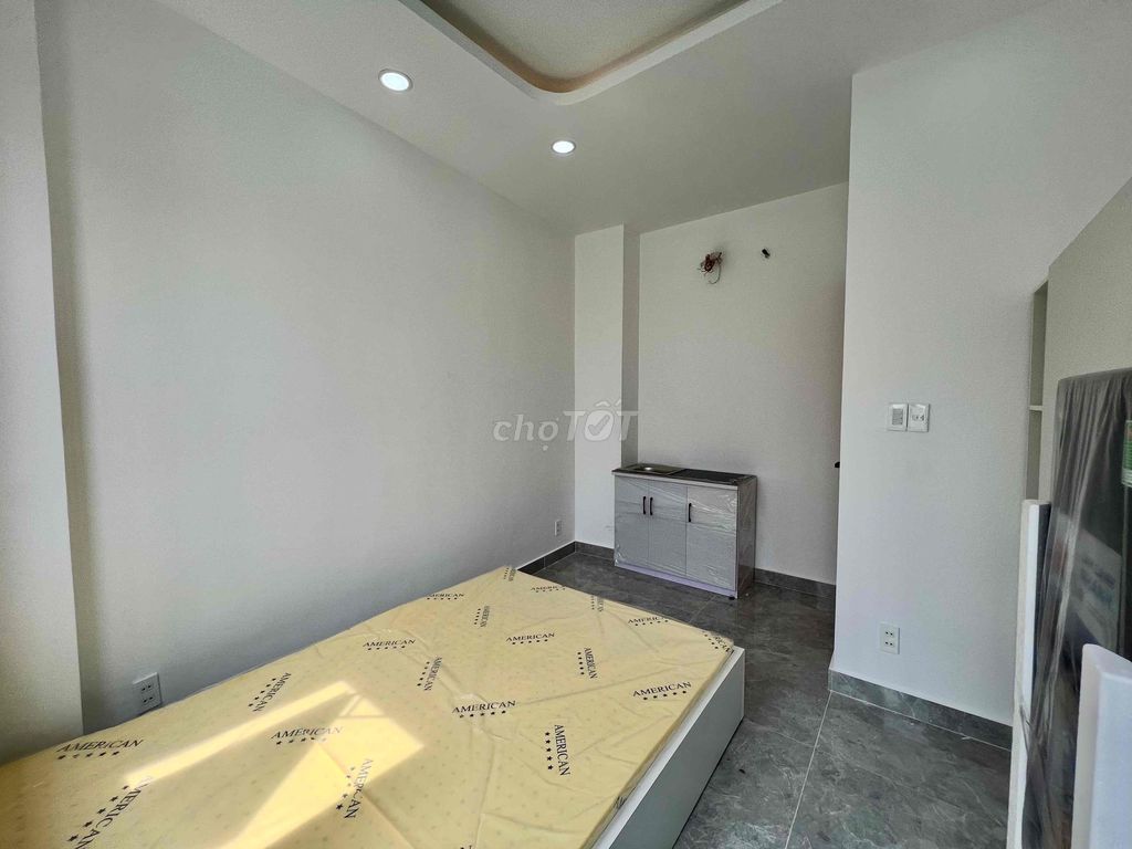 New 60% sleep room 65 meters 2 open blue shop window, Bình Thạnh.
