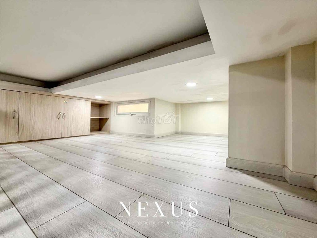 Renting apartment 6 million right at Cộng Hoà - full interior - with elevators