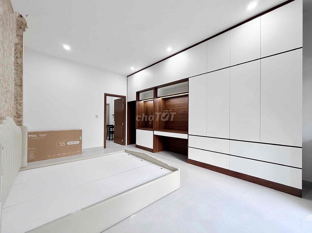 Room full of furniture. A balcony bedroom. A 100 percent new window.