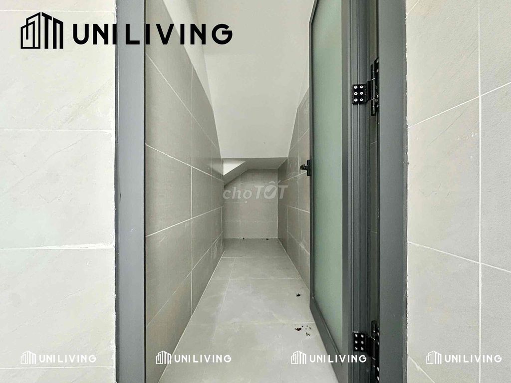 Two-space service apartment. Sleepspace. Full interior right now.