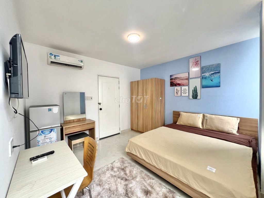 apartment V.I.P. 3 full clear view interior at Cao Thắng near bv from