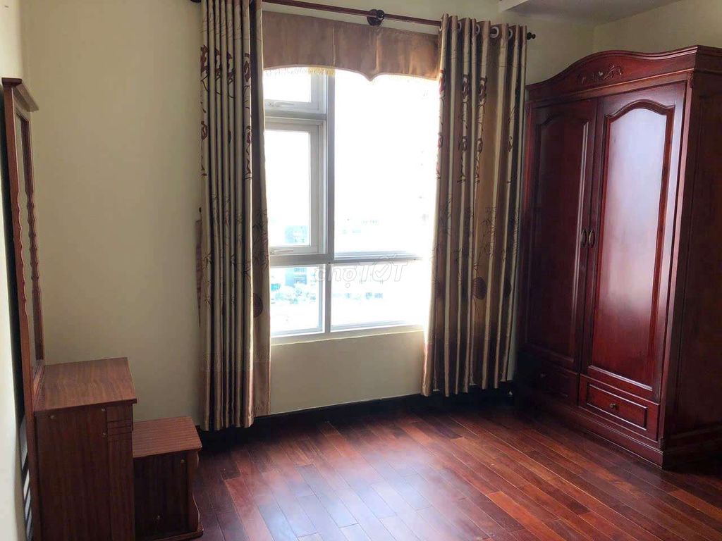 Rent the corner of 106 m2, 3 bedrooms, 2 toilets, An LJ Tower, số 19, An Phú.