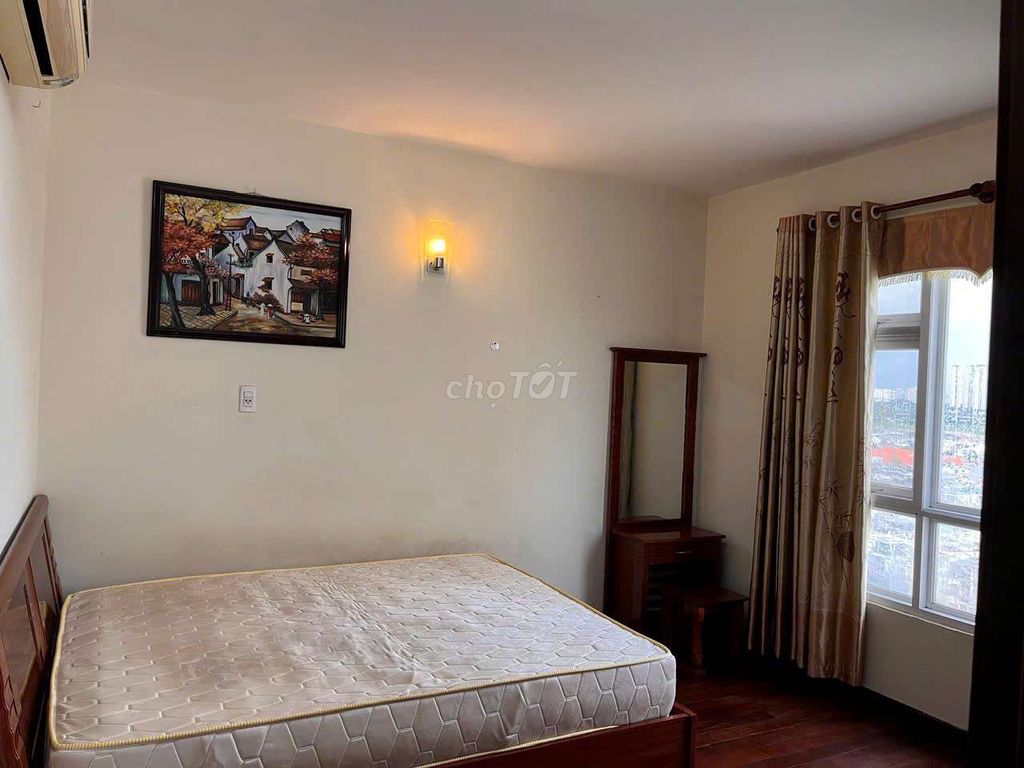 Rent the corner of 106 m2, 3 bedrooms, 2 toilets, An LJ Tower, số 19, An Phú.