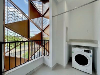 Rent an R.Z.z.0 Phú Nhuận suite right here with the White palece