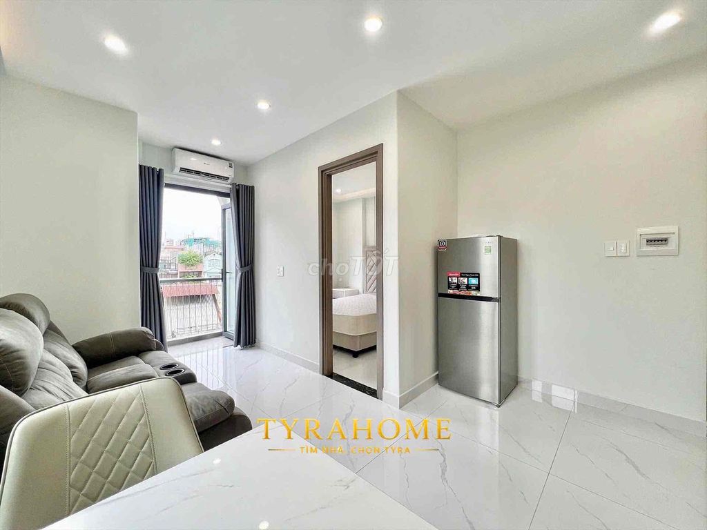 The one-room apartment in the middle of the night.