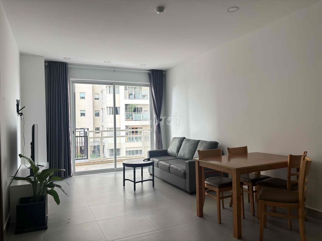 Rent the two bedrooms. Full interior toilets at Thảo Điền Center.