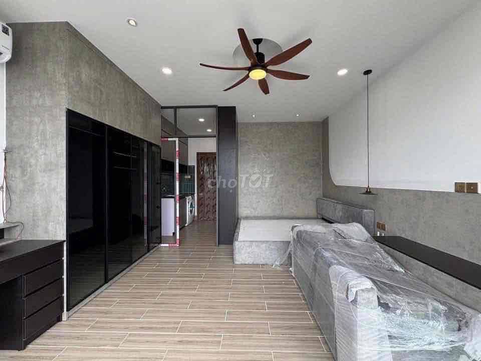 The new apartment is set up in the full-size Full-State Building Department