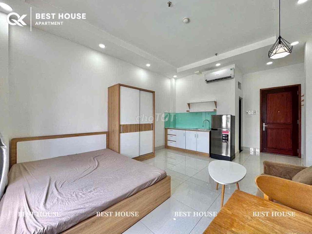 There's only 1P left left in full interior at the end of Lê Đức Thọ.