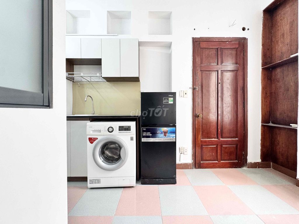 Rent two bedrooms. A bathroom. A full interior kitchen near the flower park.