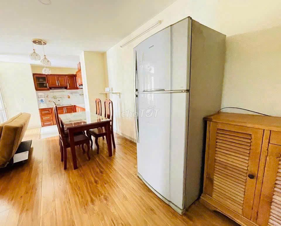Chung cư Ngô Tất Tố so 2 p sleeps, interior costs 12 million a month.