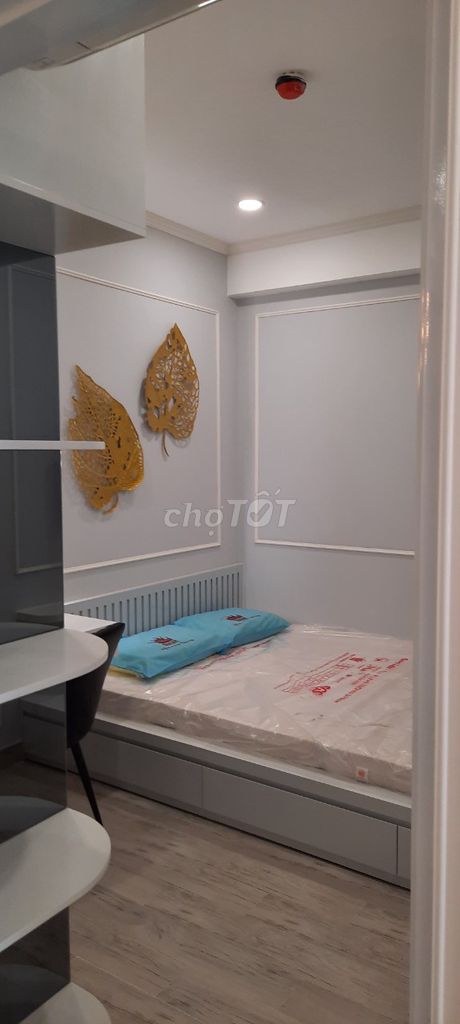 Rent a nice Saigon South Residences apartment.