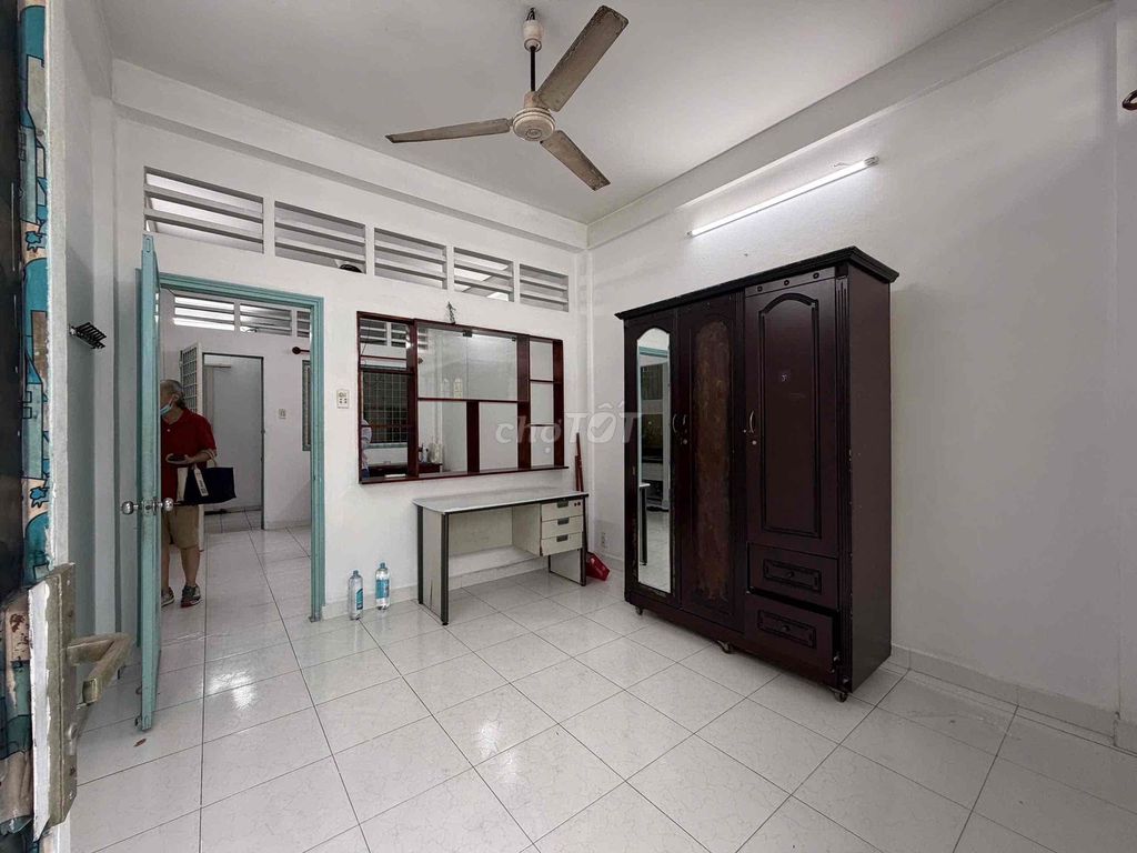 Get two bedrooms, 50 meters, Balcon the Great Hồ Văn Huê.