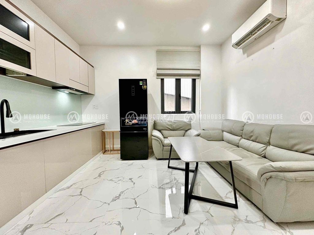 Two bedrooms, two bathrooms, one Luxry living room, Lạc Long Quân, E-E-E-E-E-E-E-A-L-E-C-E-E-L-E-R.