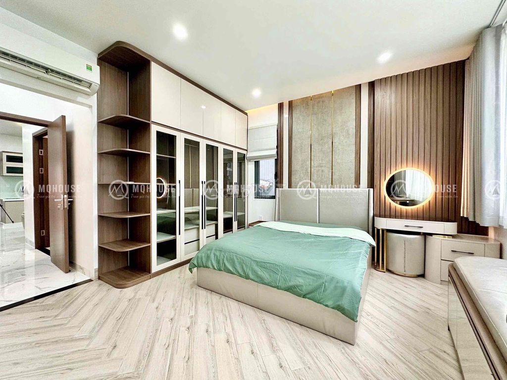 Two bedrooms, two bathrooms, one Luxry living room, Lạc Long Quân, E-E-E-E-E-E-E-A-L-E-C-E-E-L-E-R.