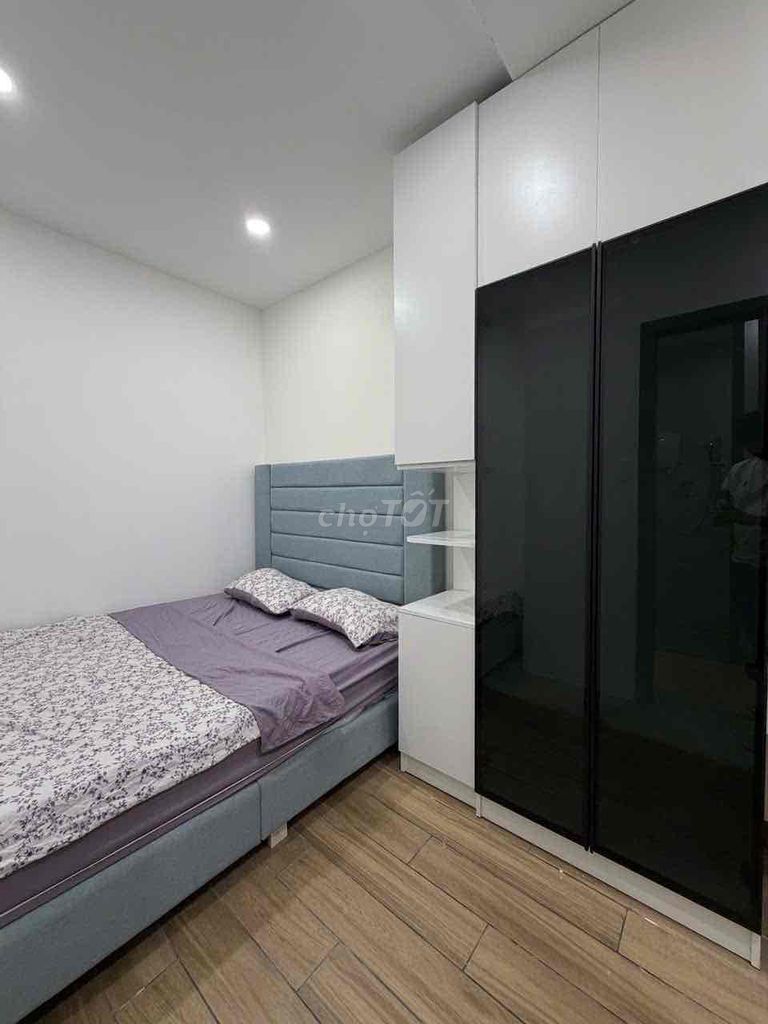 A two-room system near E.town Republic-- office, office, office.
