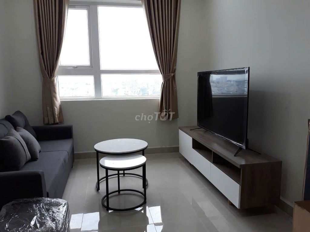 Rent Topaz Elite apartment 2 bedroom 2 available toilets at 11 million and 5 basic furniture