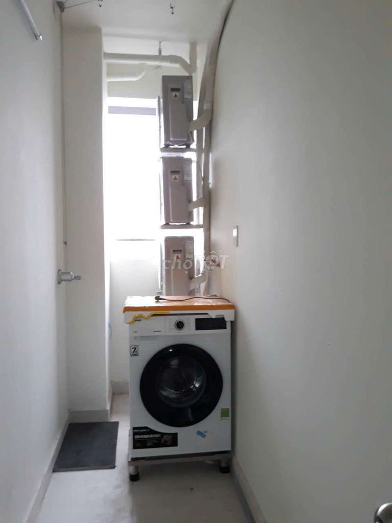Rent Topaz Elite apartment 2 bedroom 2 available toilets at 11 million and 5 basic furniture